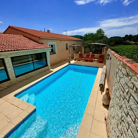 Familiale Avec Piscine Privée Pour 10 Pers Villa *