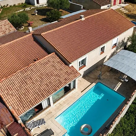 Familiale Avec Piscine Privee Pour 10 Pers Villa *